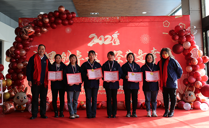 1674190165126822.png 先進(jìn)團(tuán)隊(duì)3.png