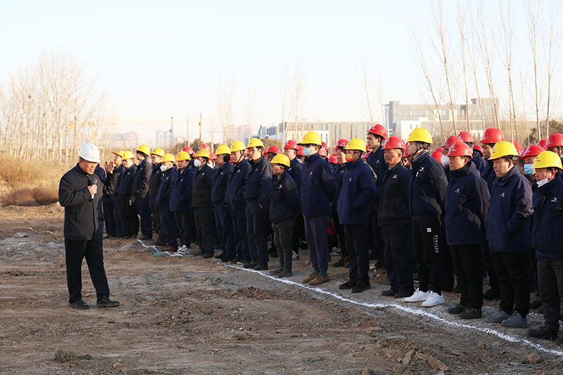 1674960291816890.png 賀占胥發(fā)表講話.png