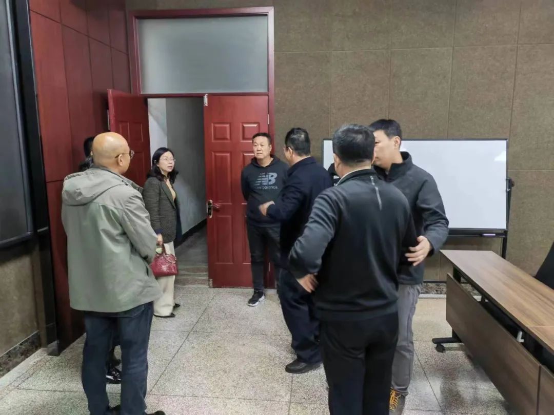 1680939475156747.jpg 1680939475156747.jpg